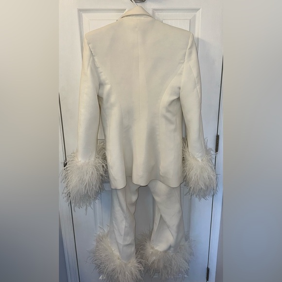 House of CB Iman Ivory Oversized Blazer & Fae Hem Trousers Size XS - Picture 7 of 13